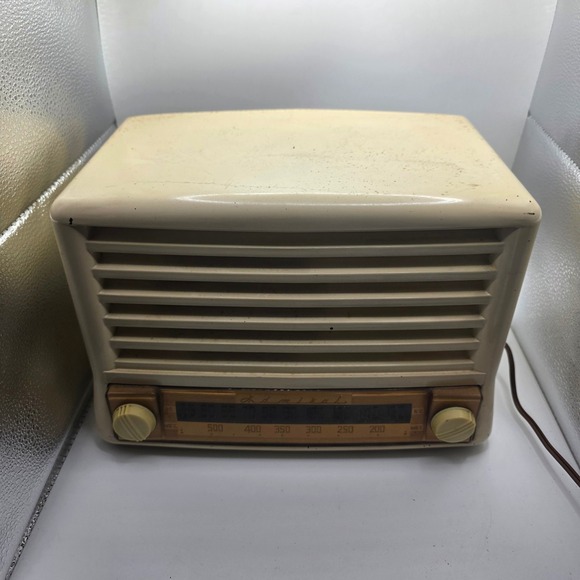 Other - 1946 Admiral 6T01-6A1-IV Super Aer-O-Scope Tube Radio Works AM Tabletop